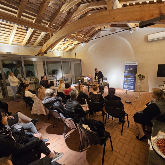 Grad Dobrovo - Adventni trendi za cvetličarje