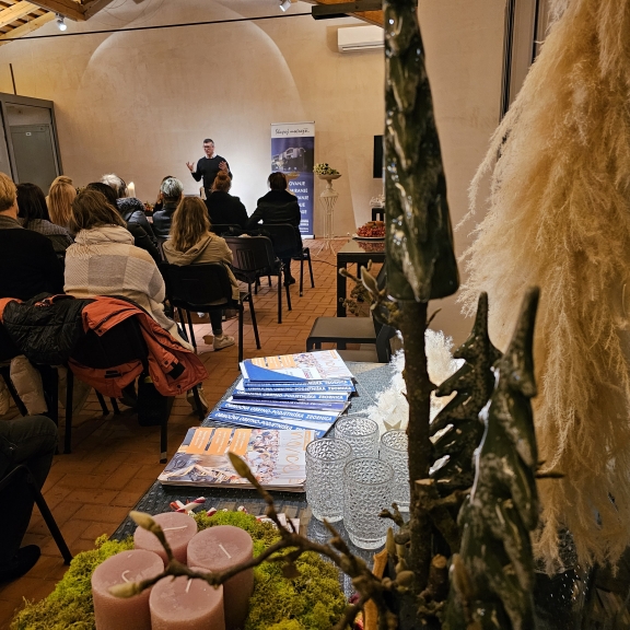 Grad Dobrovo - Adventni trendi za cvetličarje